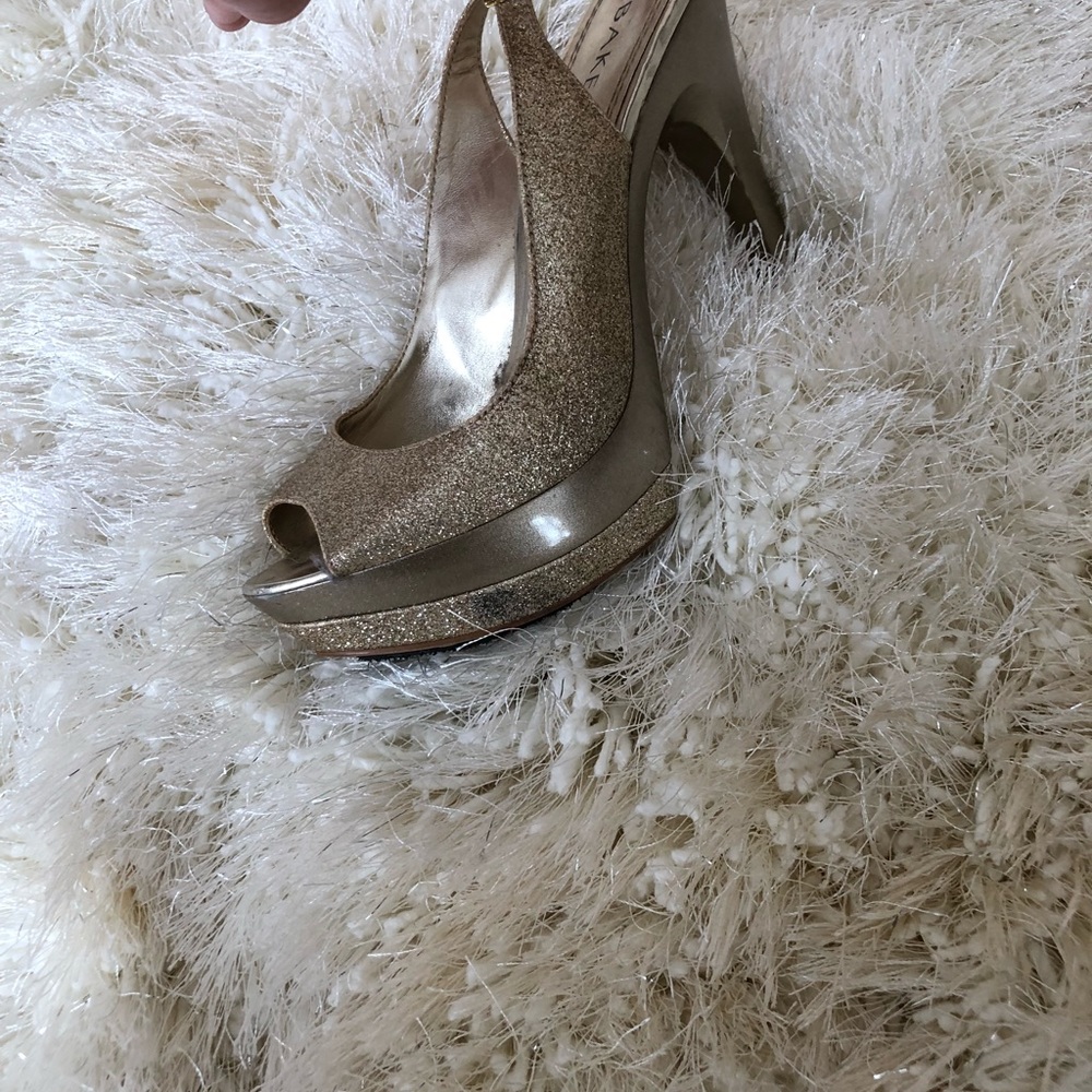 Bakers shiny gold heels